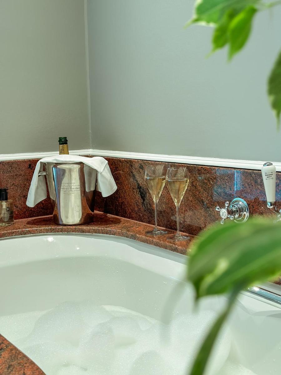 Chewton Glen Hotel