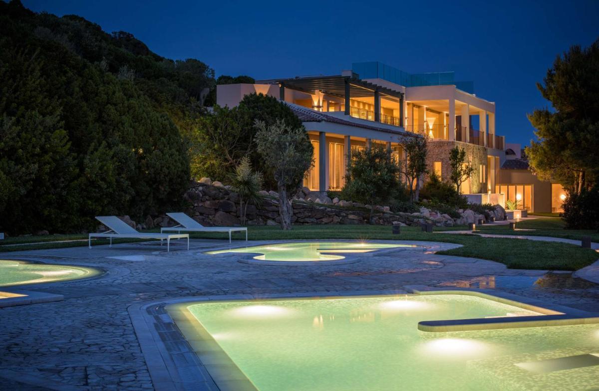 Conrad Chia Laguna Sardinia