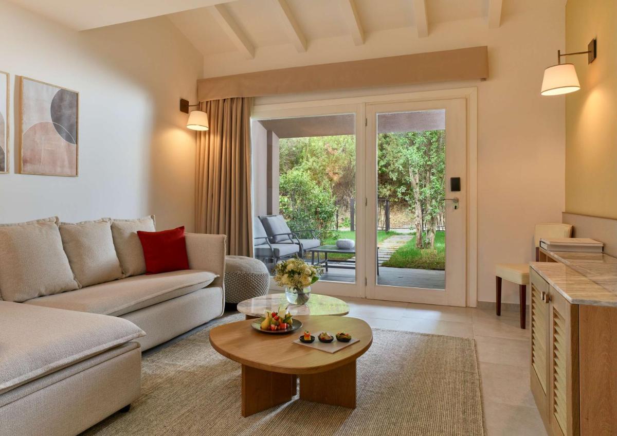 Conrad Chia Laguna Sardinia