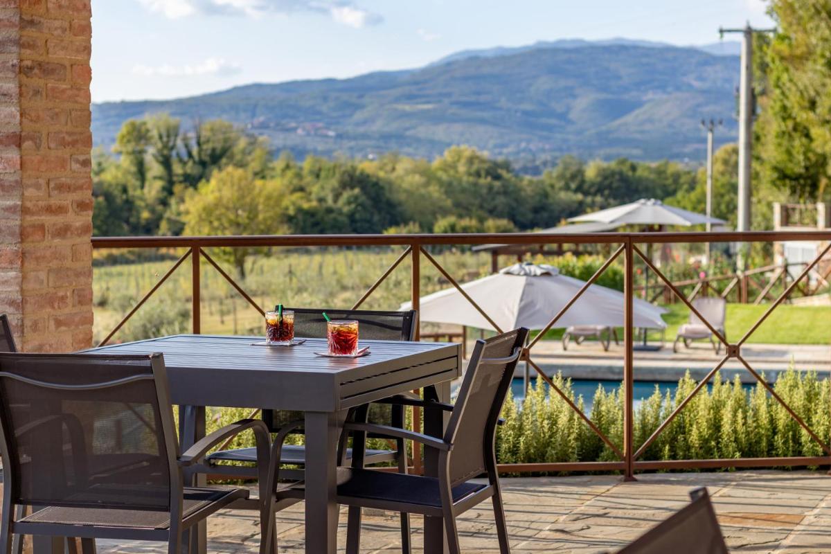 Chimera Tuscany Resort