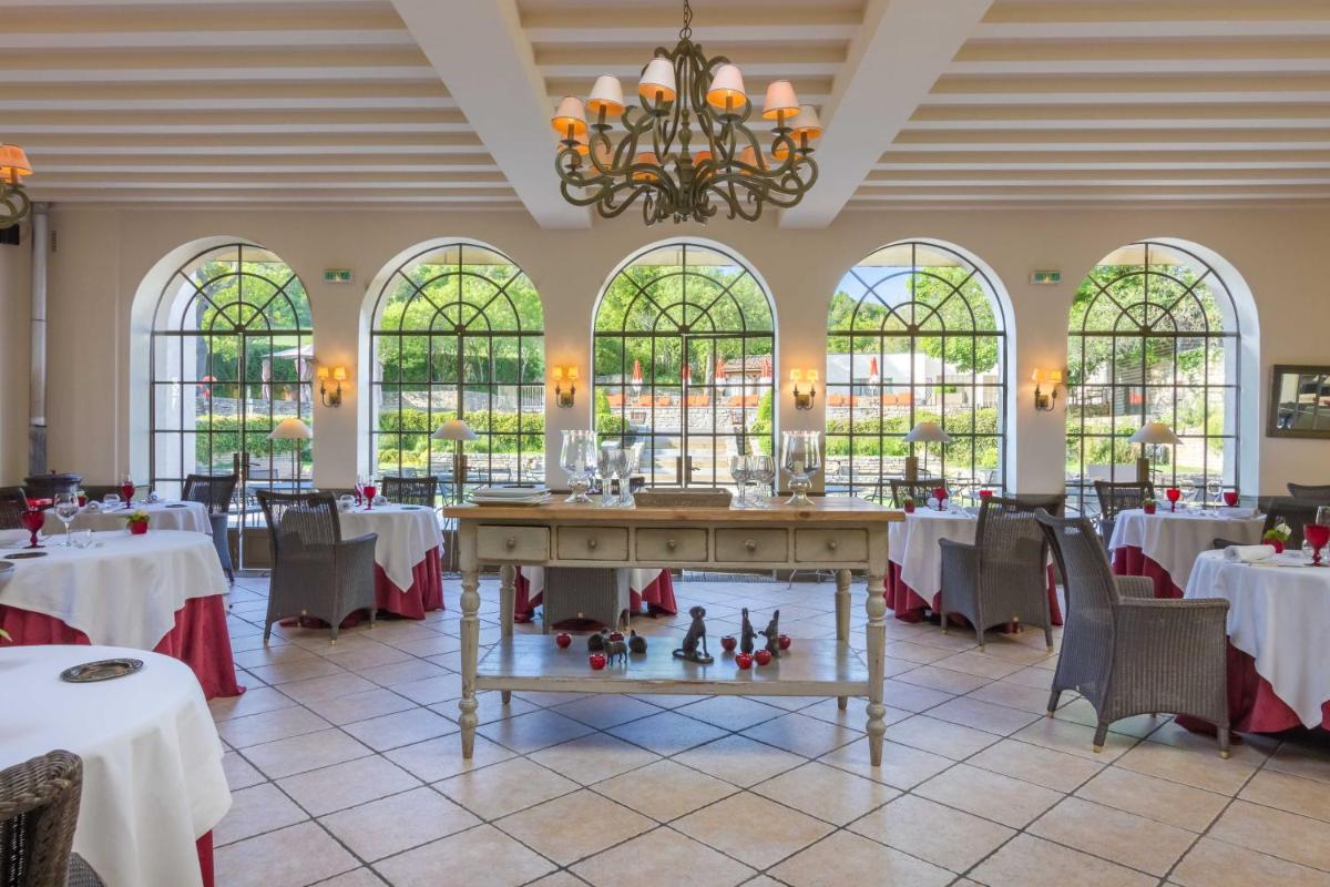 Château de Courban and Spa Nuxe