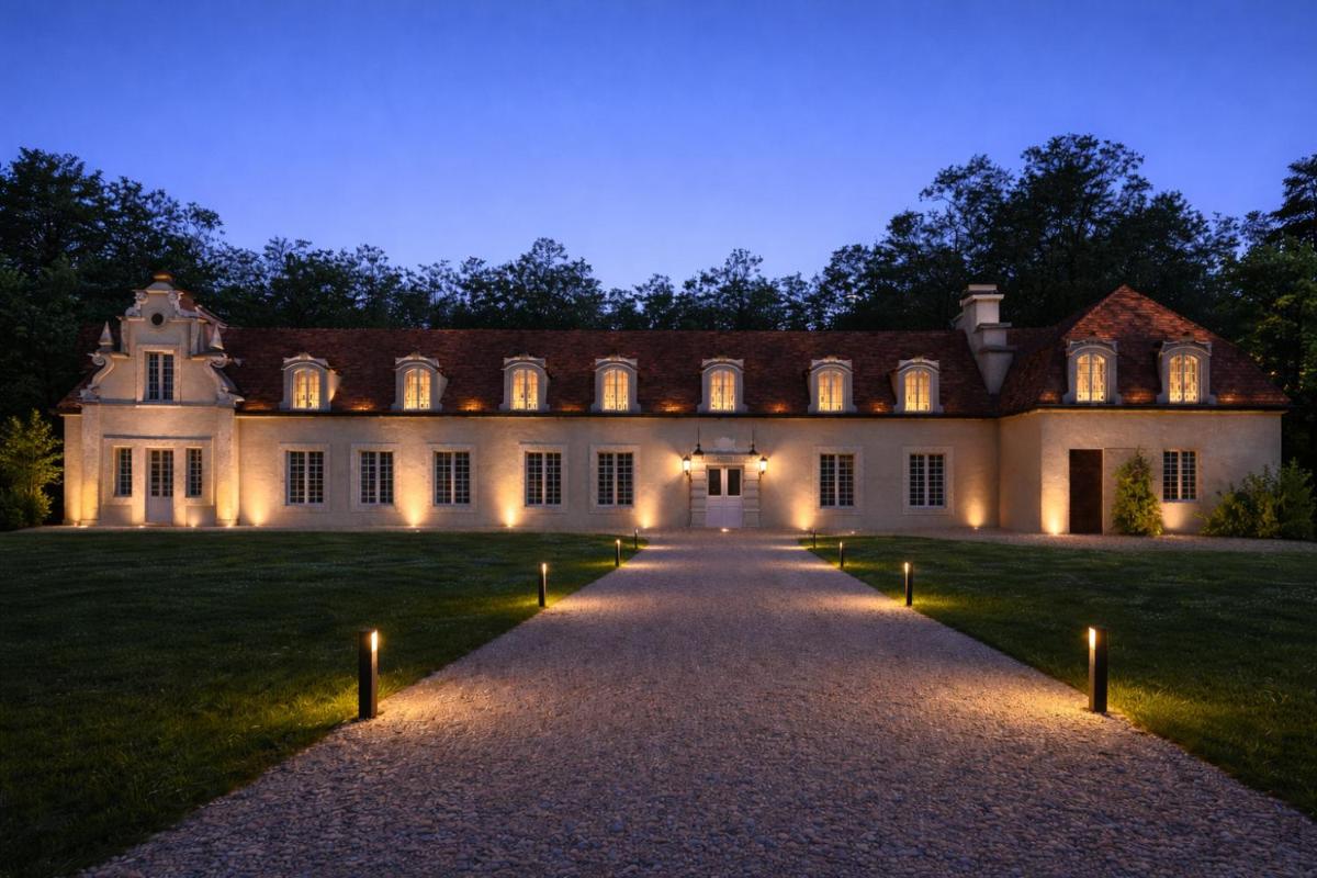 Château de Vault de Lugny