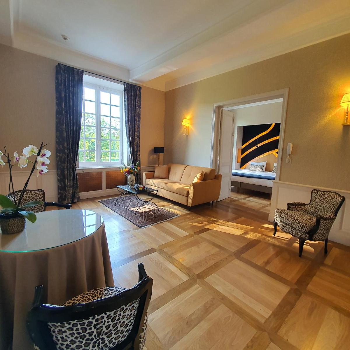 Château de Vault de Lugny