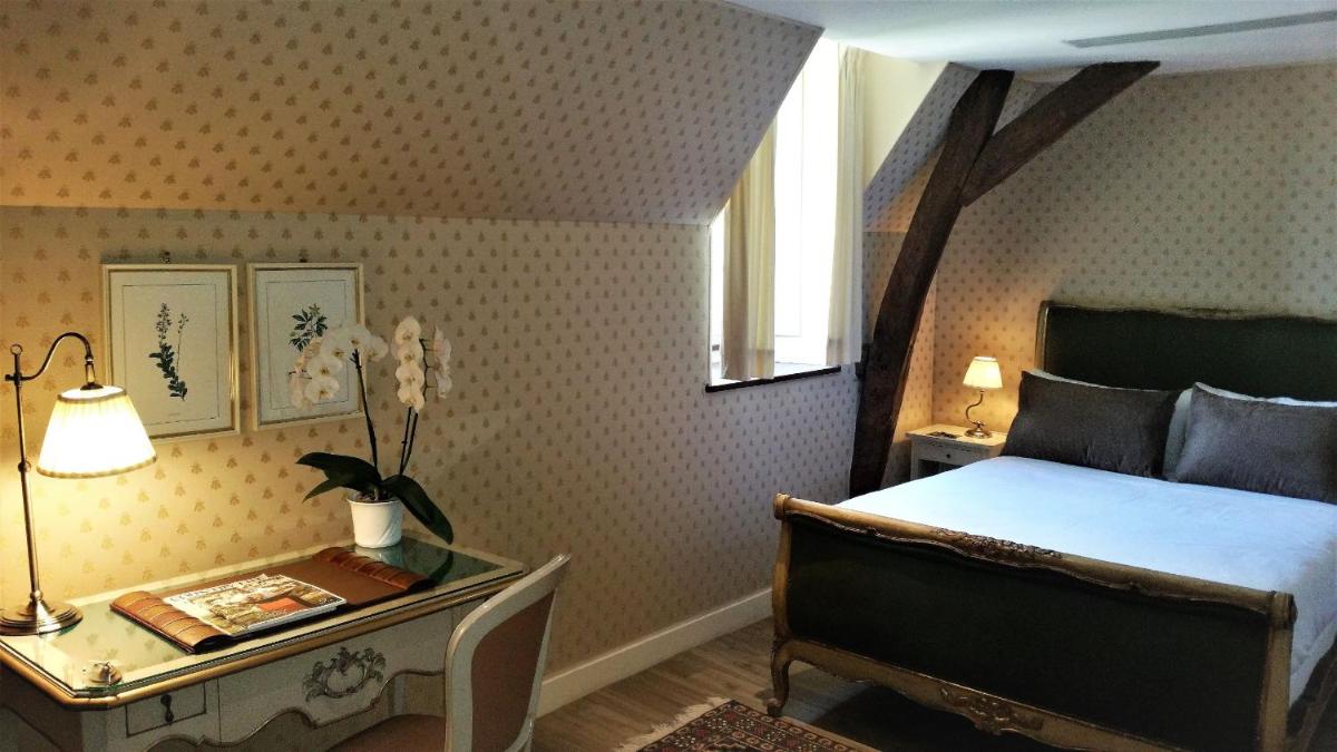 Château de Vault de Lugny