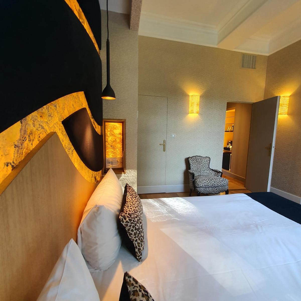 Château de Vault de Lugny