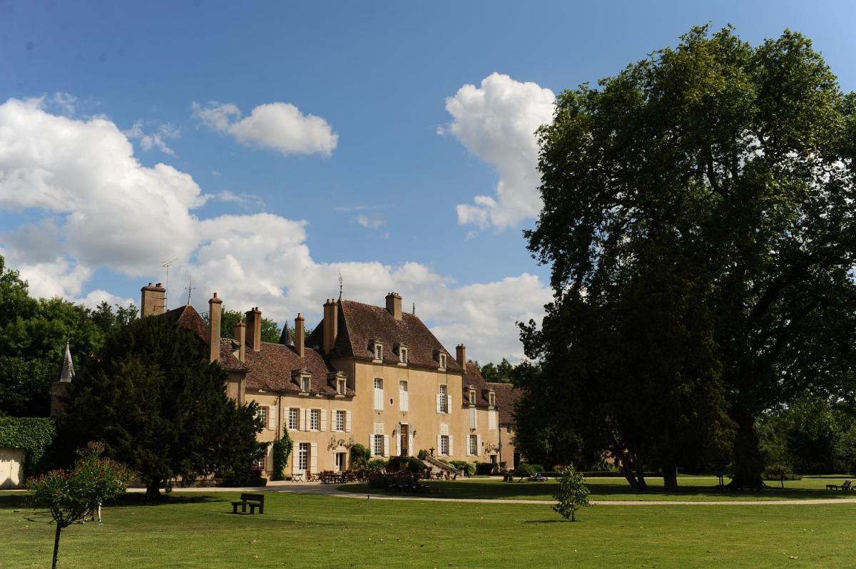 Château de Vault de Lugny