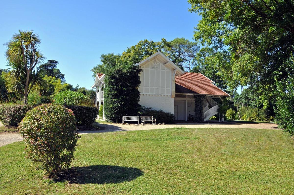 Château du Clair de Lune - Boutique Luxury Hotel