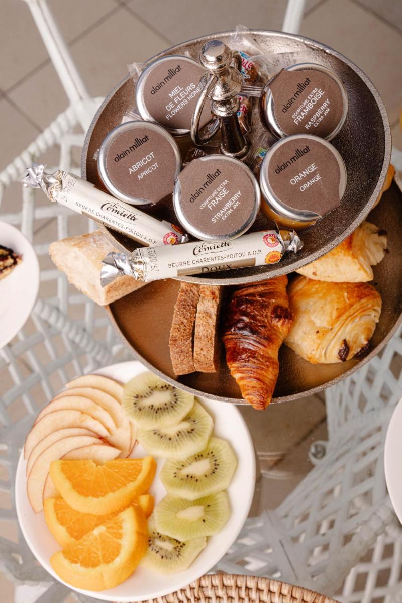 Château du Clair de Lune - Boutique Luxury Hotel