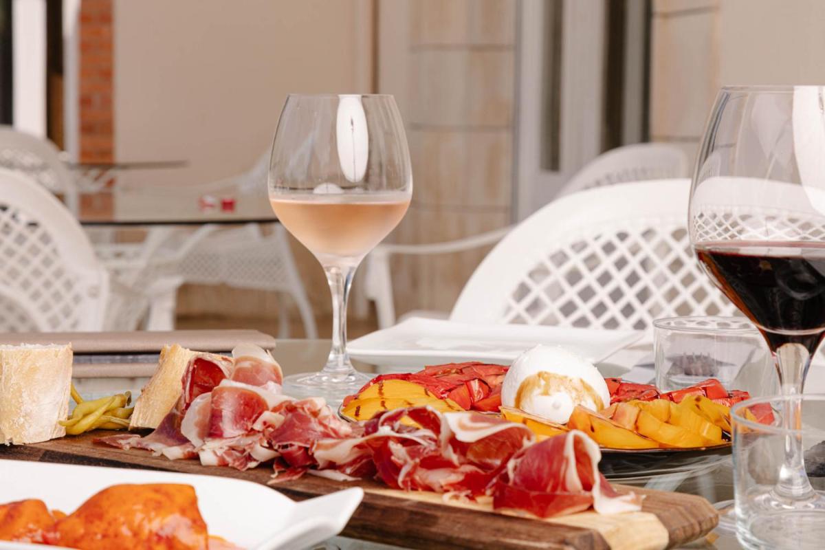 Château du Clair de Lune - Boutique Luxury Hotel