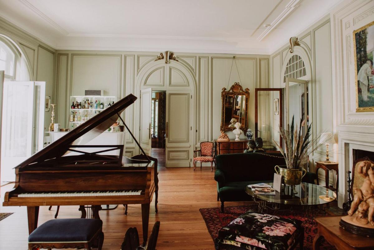Château du Clair de Lune - Boutique Luxury Hotel