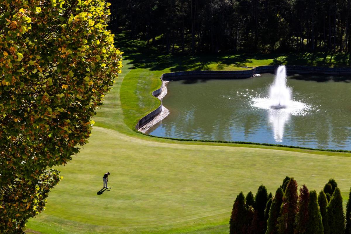 Château et Golf De Taulane