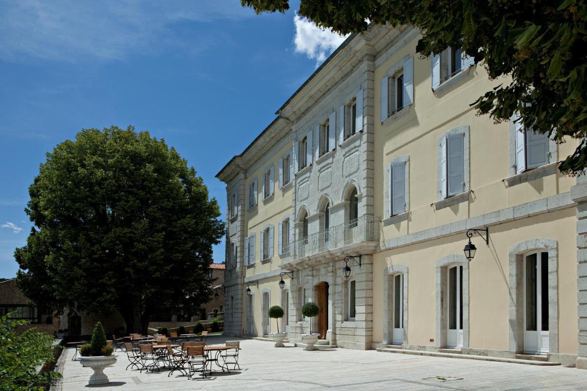 Château et Golf De Taulane