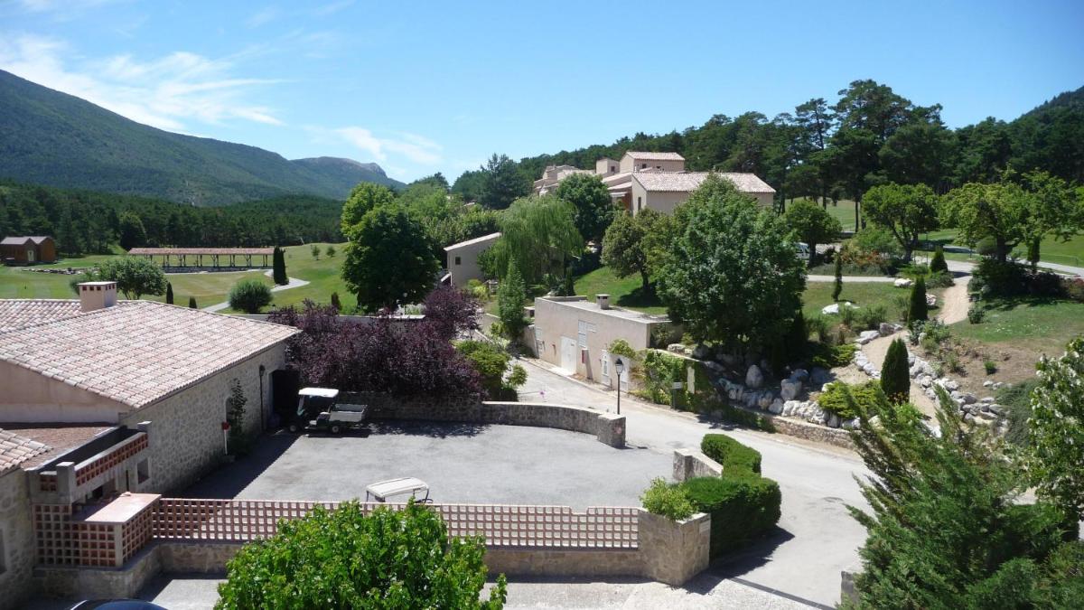 Château et Golf De Taulane