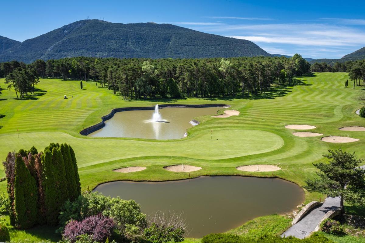 Château et Golf De Taulane