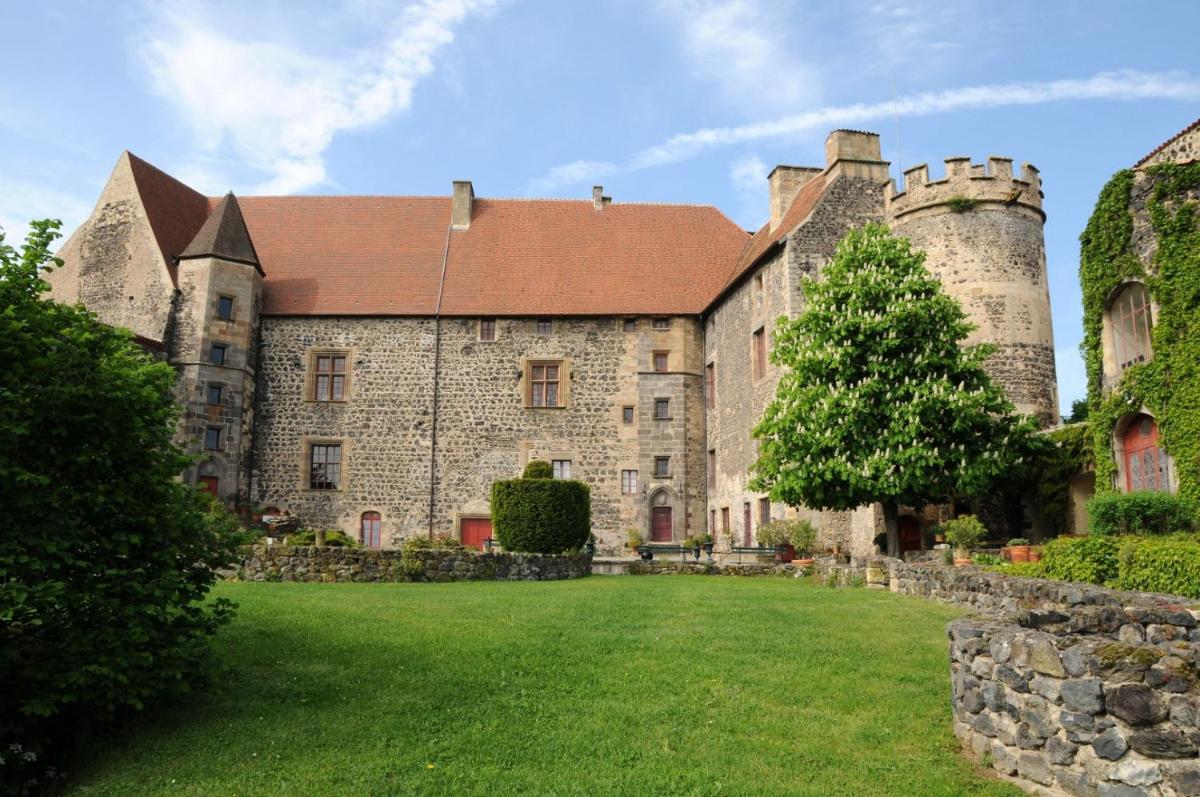 Château Royal de Saint Saturnin - Les Collectionneurs