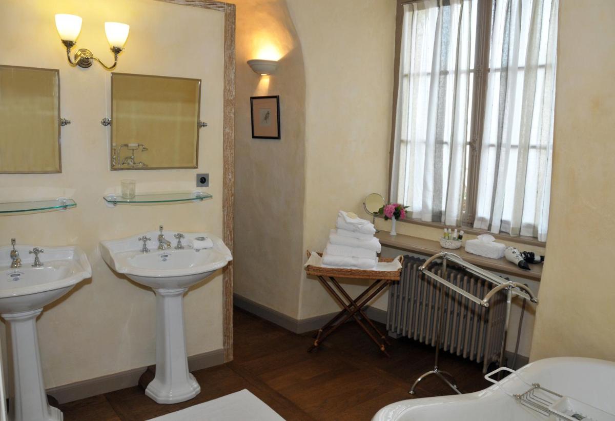 Château Royal de Saint Saturnin - Les Collectionneurs