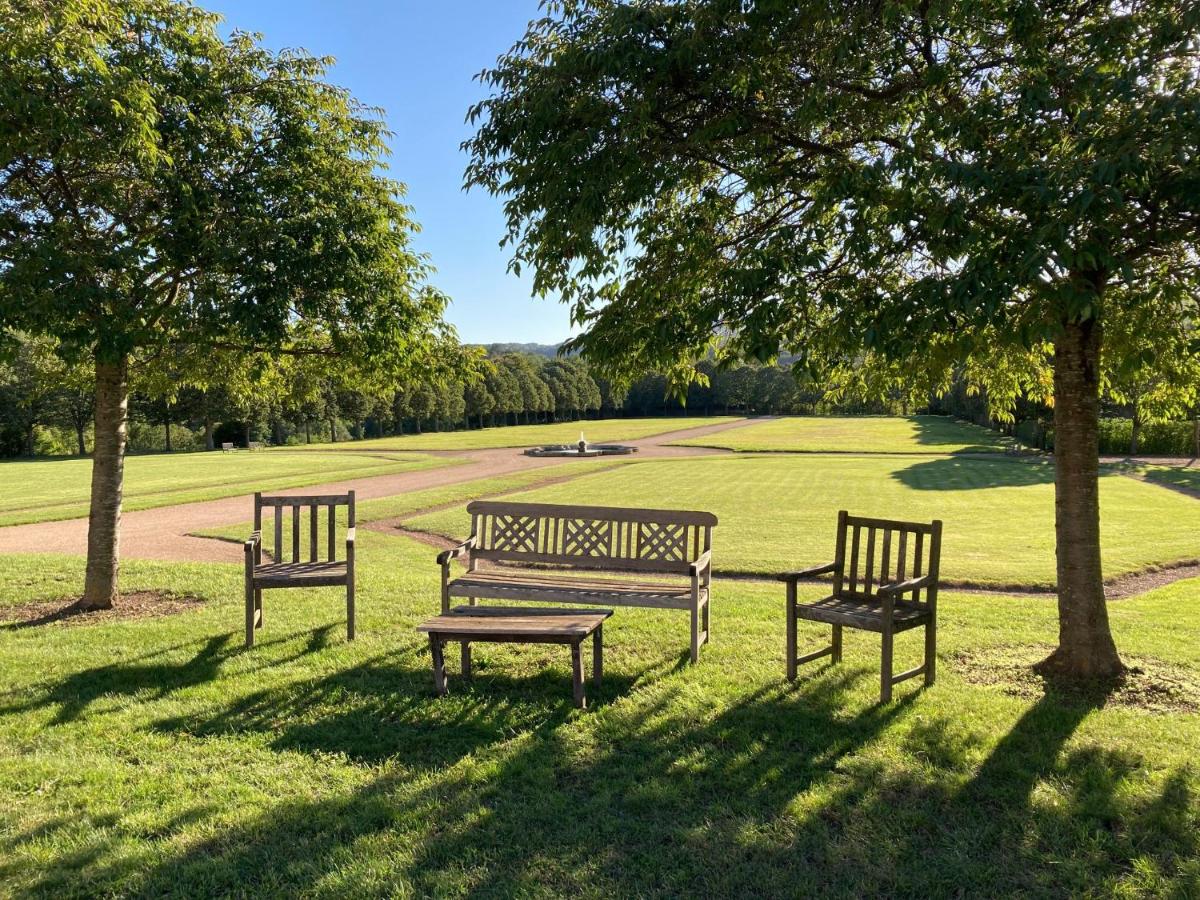Château Royal de Saint Saturnin - Les Collectionneurs