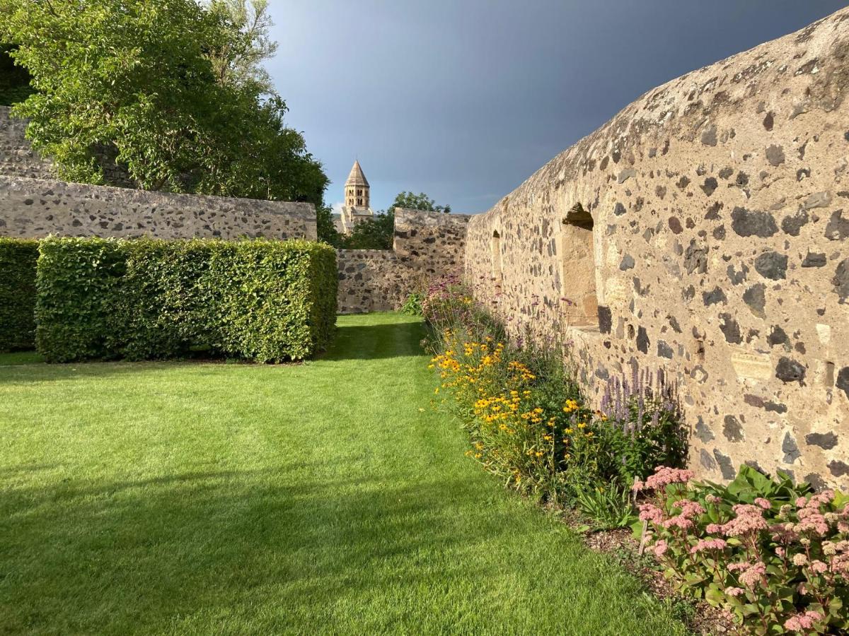 Château Royal de Saint Saturnin - Les Collectionneurs