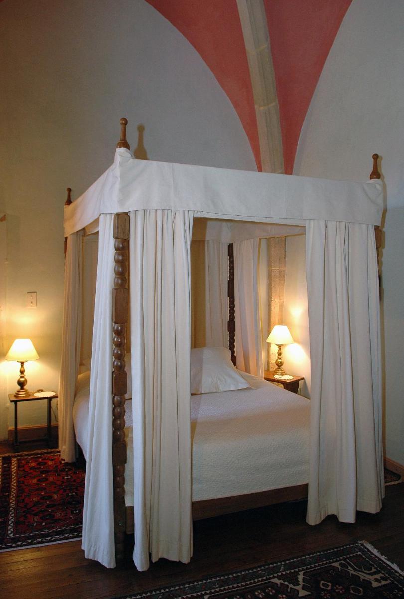 Château Royal de Saint Saturnin - Les Collectionneurs