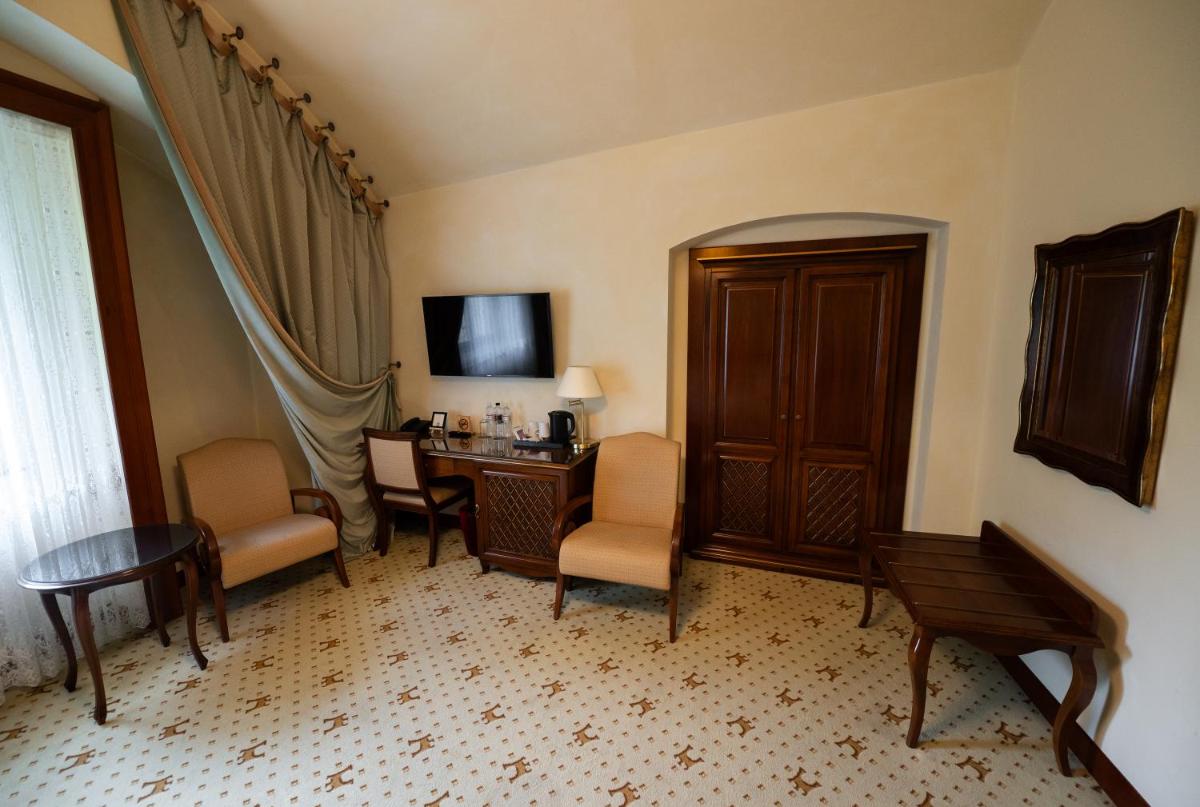 Citadel Inn Gastro Boutique Hotel - Готель Цитадель Львів