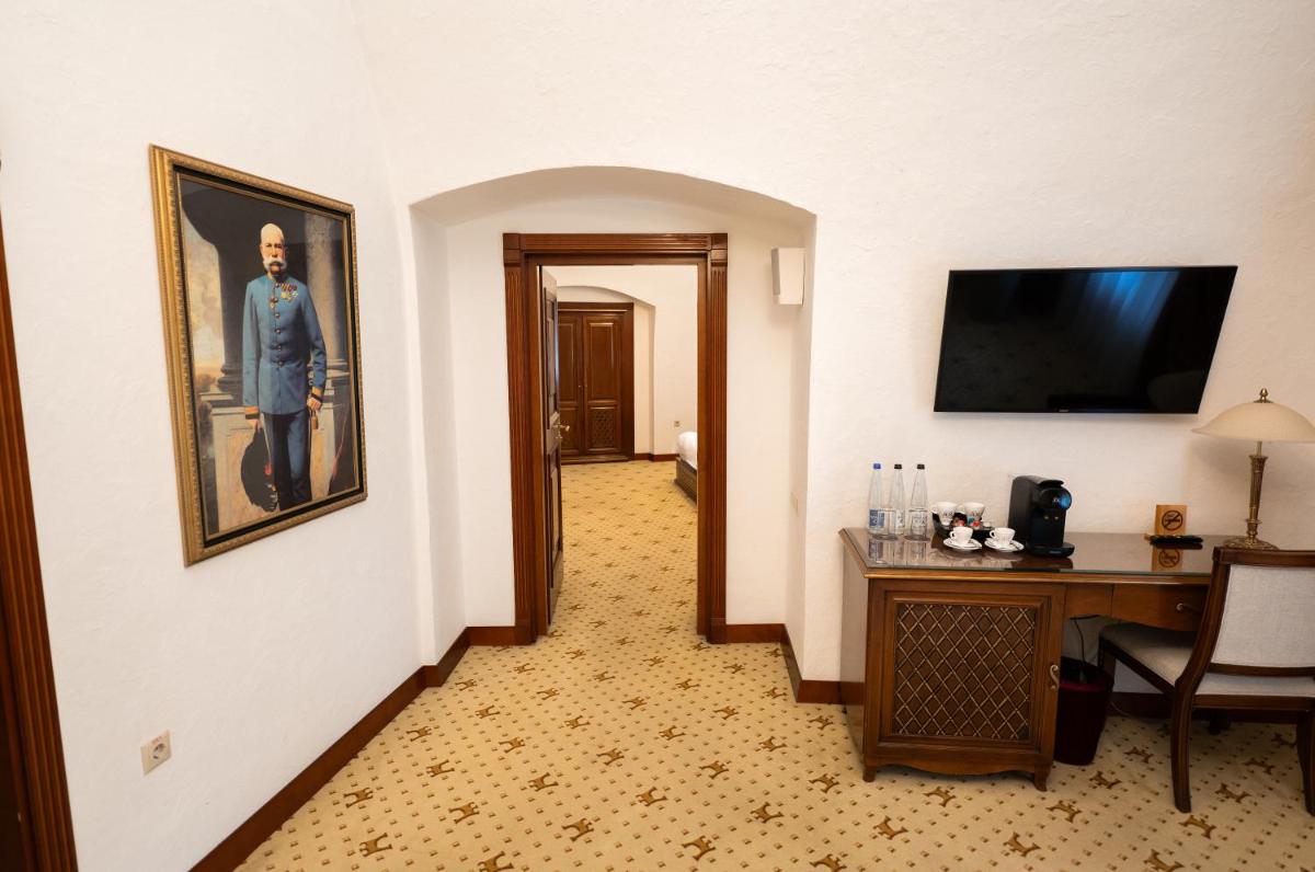 Citadel Inn Gastro Boutique Hotel - Готель Цитадель Львів