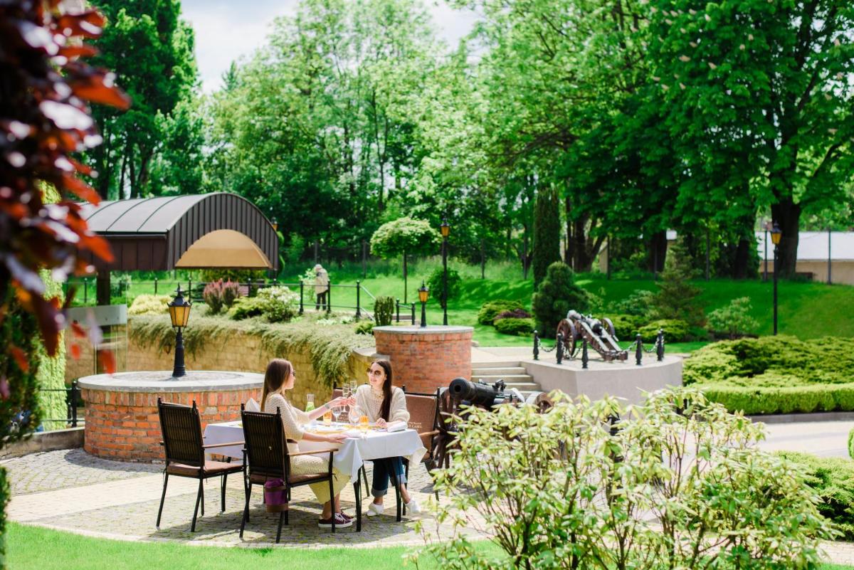 Citadel Inn Gastro Boutique Hotel - Готель Цитадель Львів