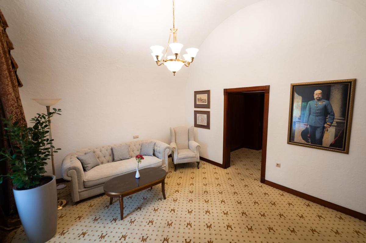 Citadel Inn Gastro Boutique Hotel - Готель Цитадель Львів