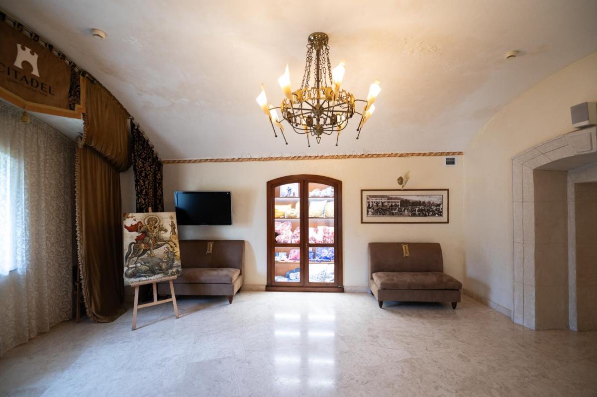 Citadel Inn Gastro Boutique Hotel - Готель Цитадель Львів