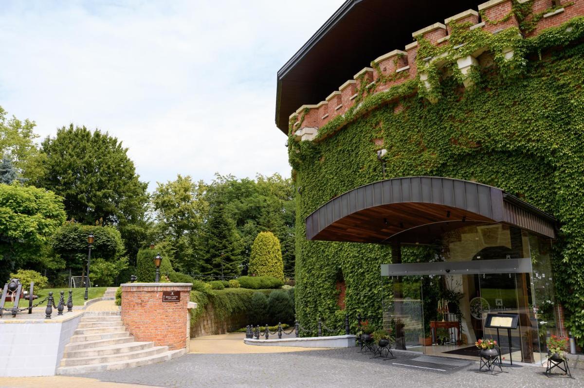 Citadel Inn Gastro Boutique Hotel - Готель Цитадель Львів