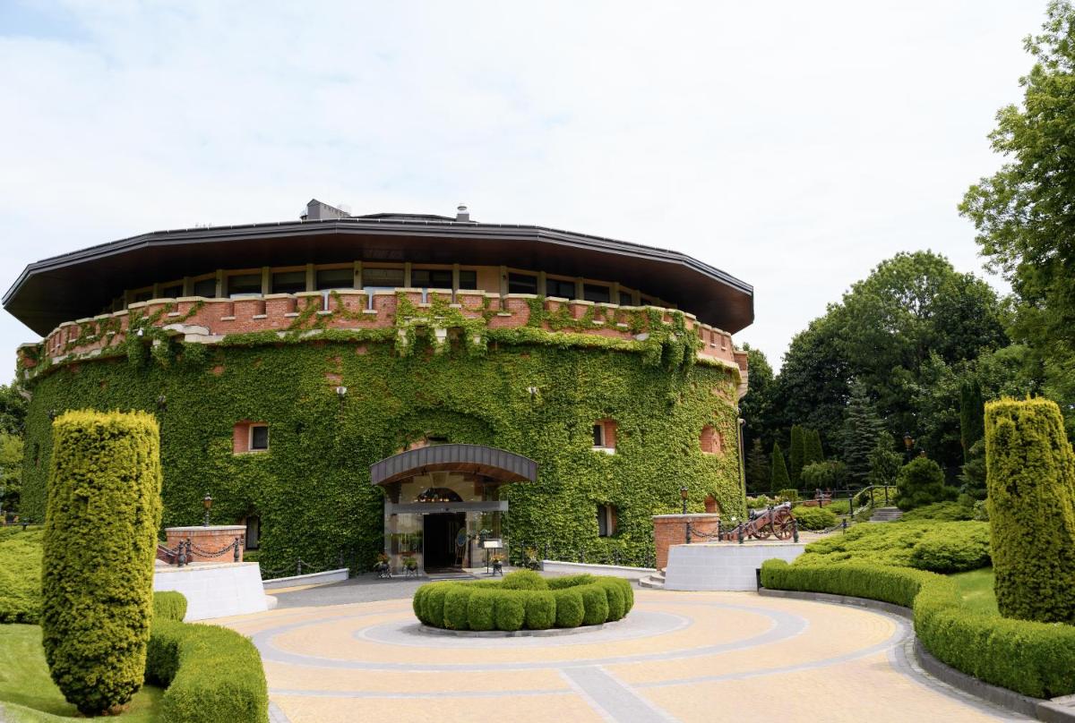 Citadel Inn Gastro Boutique Hotel - Готель Цитадель Львів