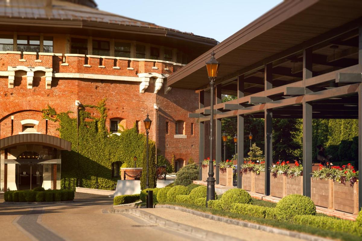 Citadel Inn Gastro Boutique Hotel - Готель Цитадель Львів