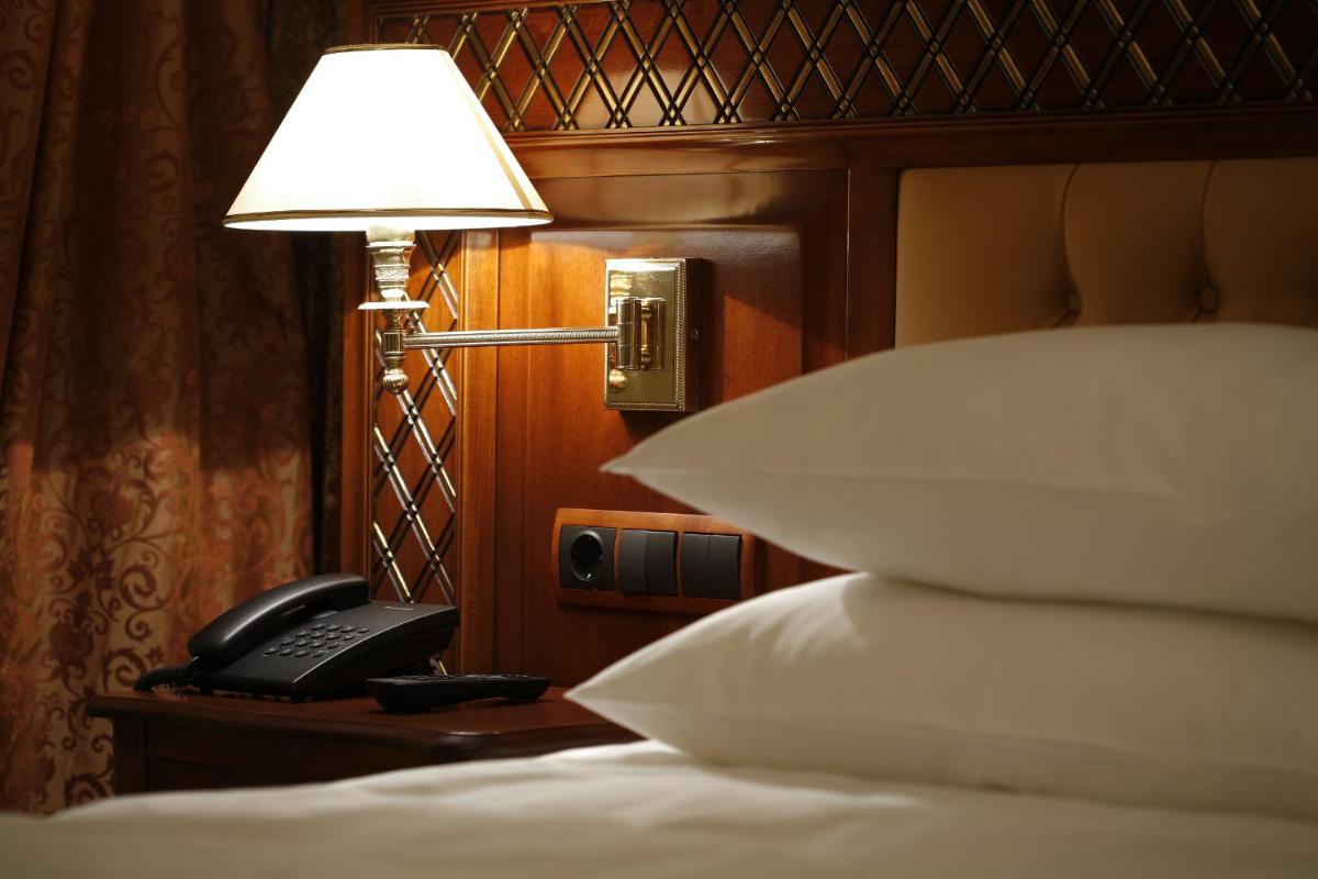 Citadel Inn Gastro Boutique Hotel - Готель Цитадель Львів