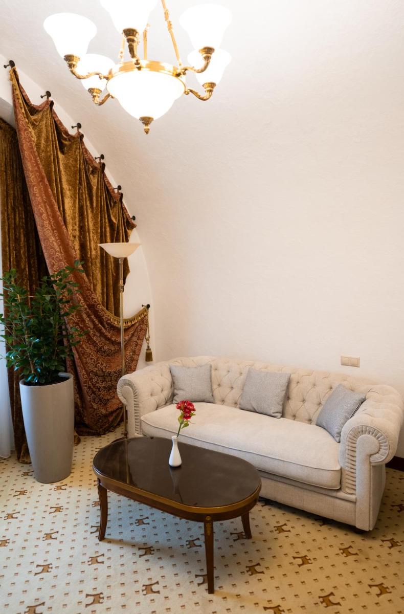 Citadel - Gastro Boutique Hotel- Готель Цитадель Львів
