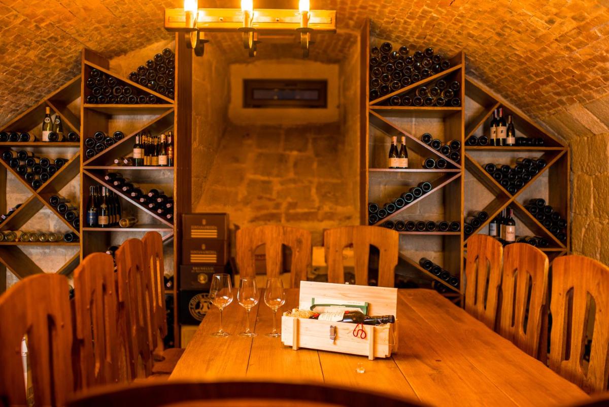 Citadel - Gastro Boutique Hotel- Готель Цитадель Львів