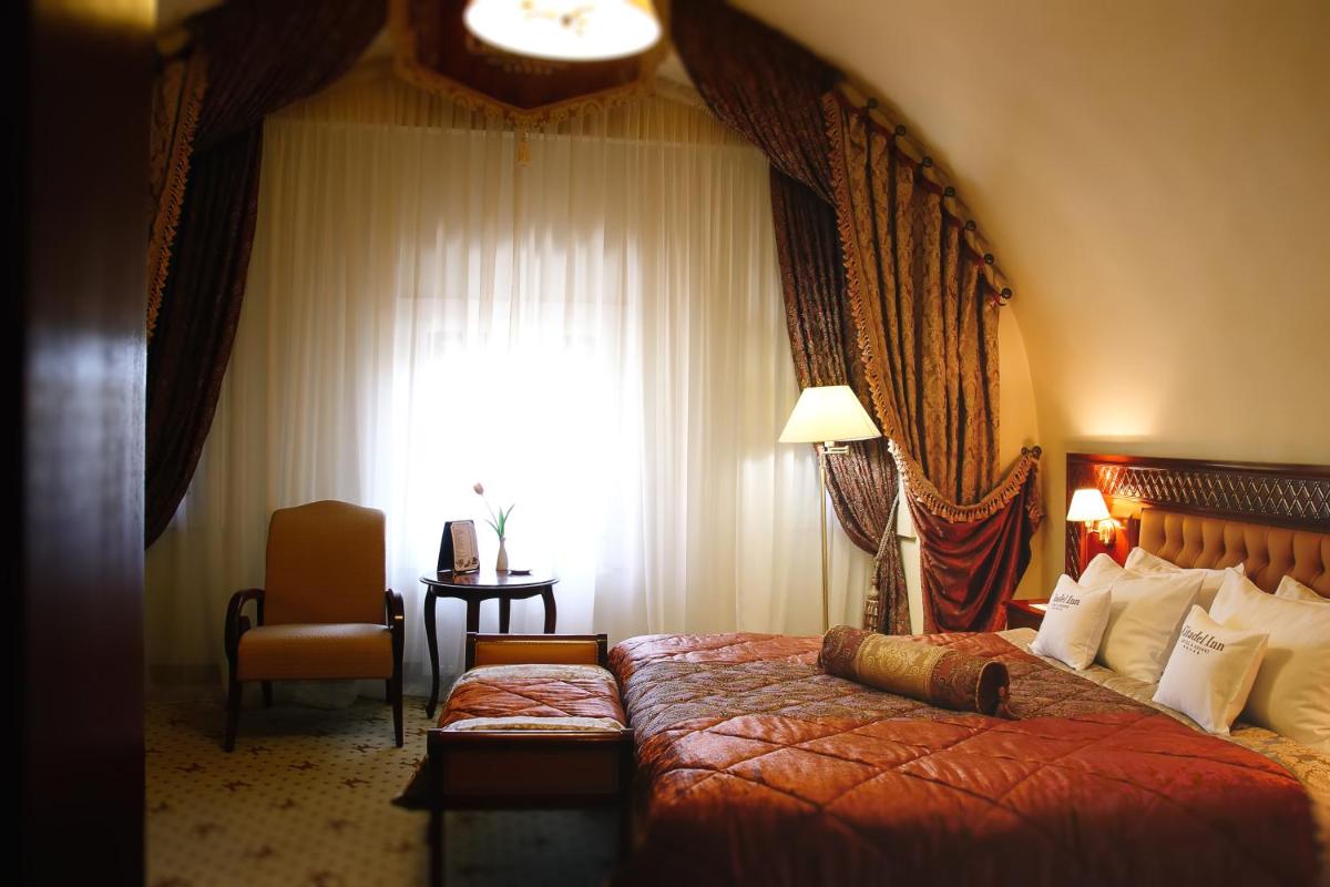 Citadel - Gastro Boutique Hotel- Готель Цитадель Львів