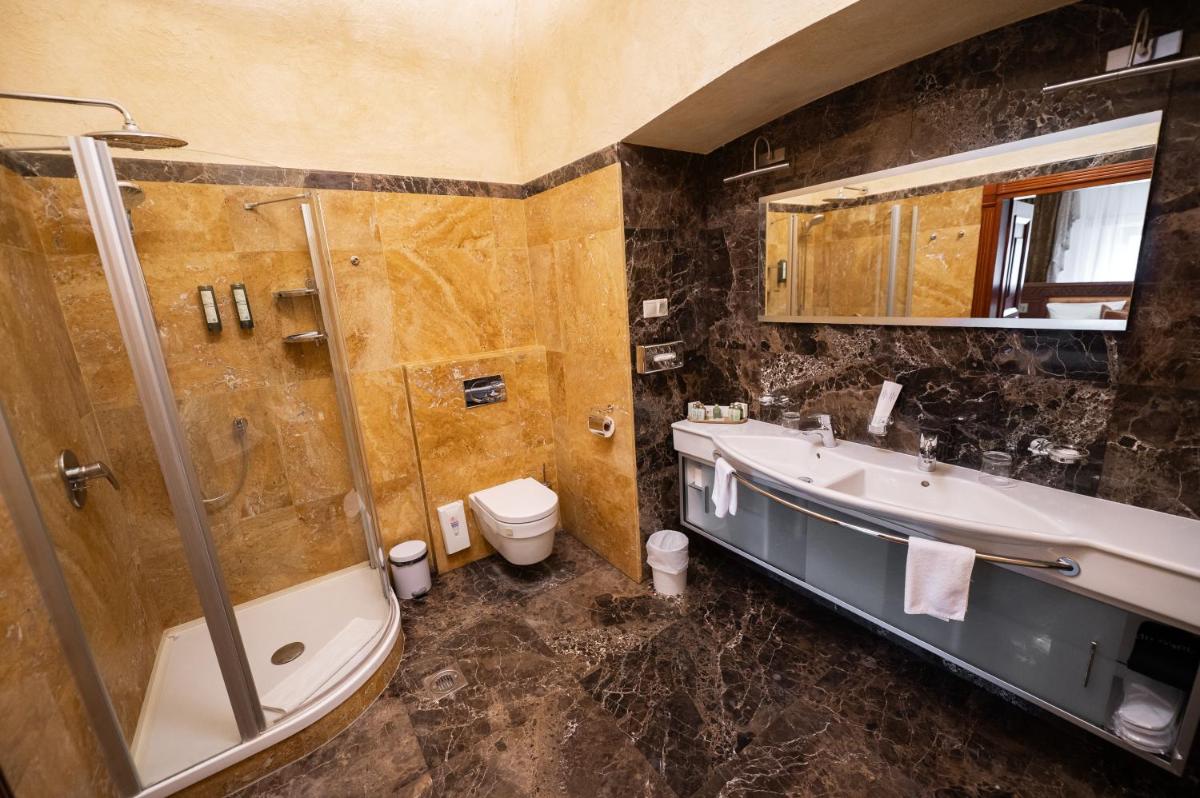 Citadel - Gastro Boutique Hotel- Готель Цитадель Львів