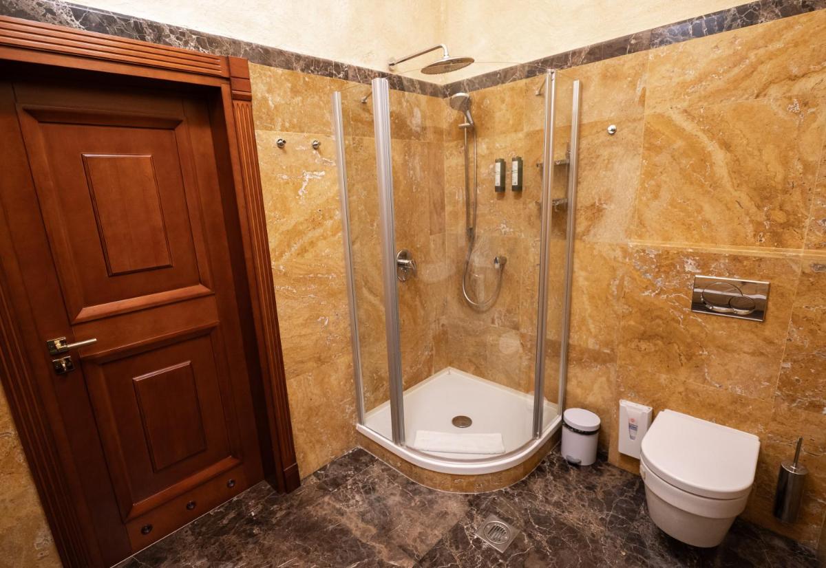 Citadel - Gastro Boutique Hotel- Готель Цитадель Львів
