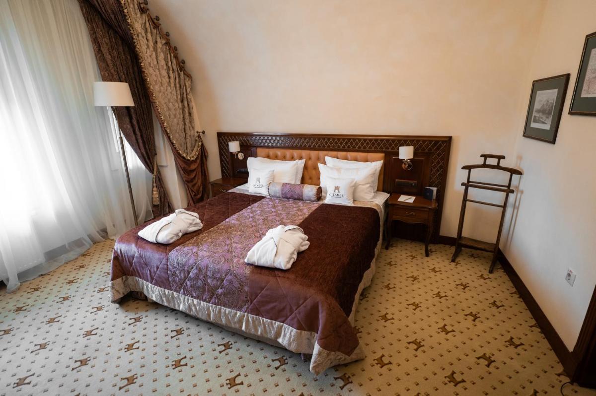 Citadel - Gastro Boutique Hotel- Готель Цитадель Львів