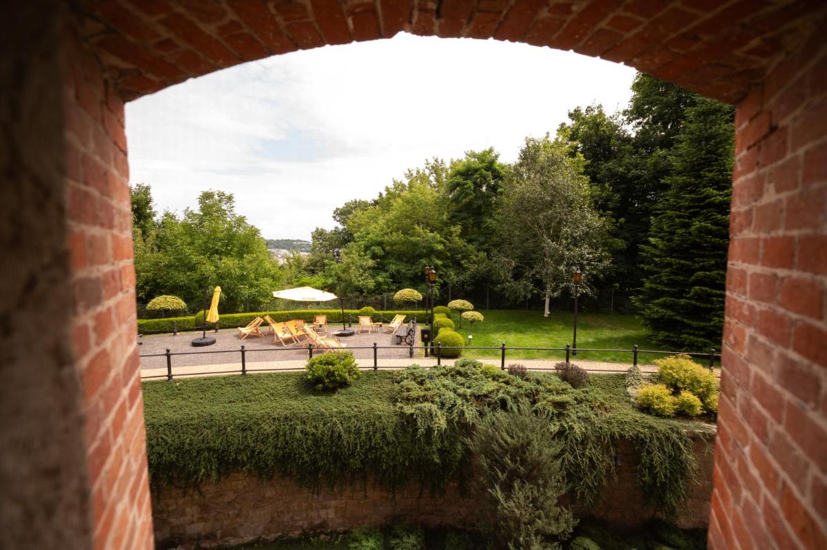 Citadel - Gastro Boutique Hotel- Готель Цитадель Львів