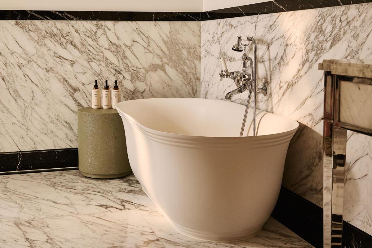 Claridge's, Maybourne