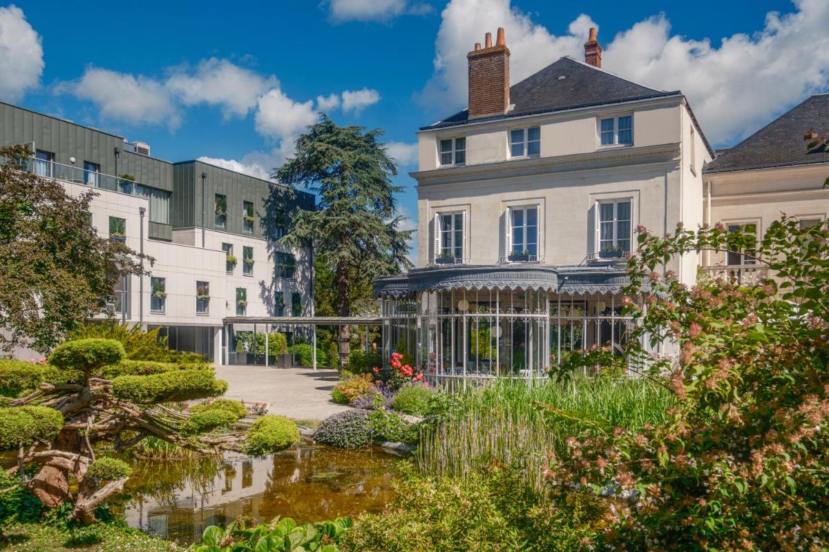 Château Belmont Tours by The Crest Collection