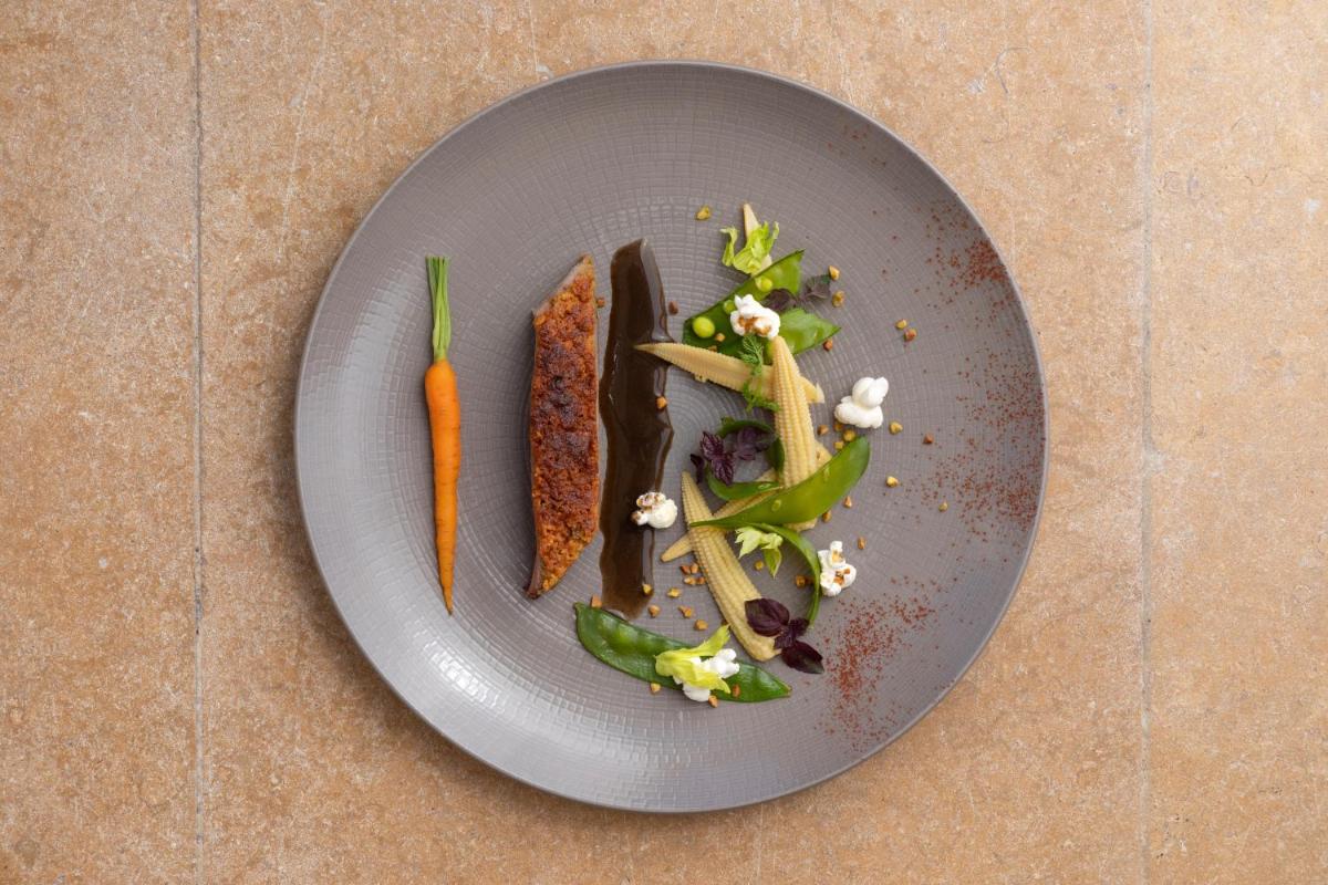 Château Belmont Tours by The Crest Collection