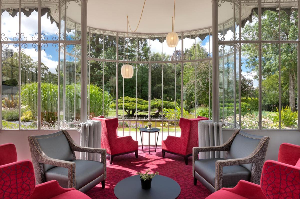 Château Belmont Tours by The Crest Collection