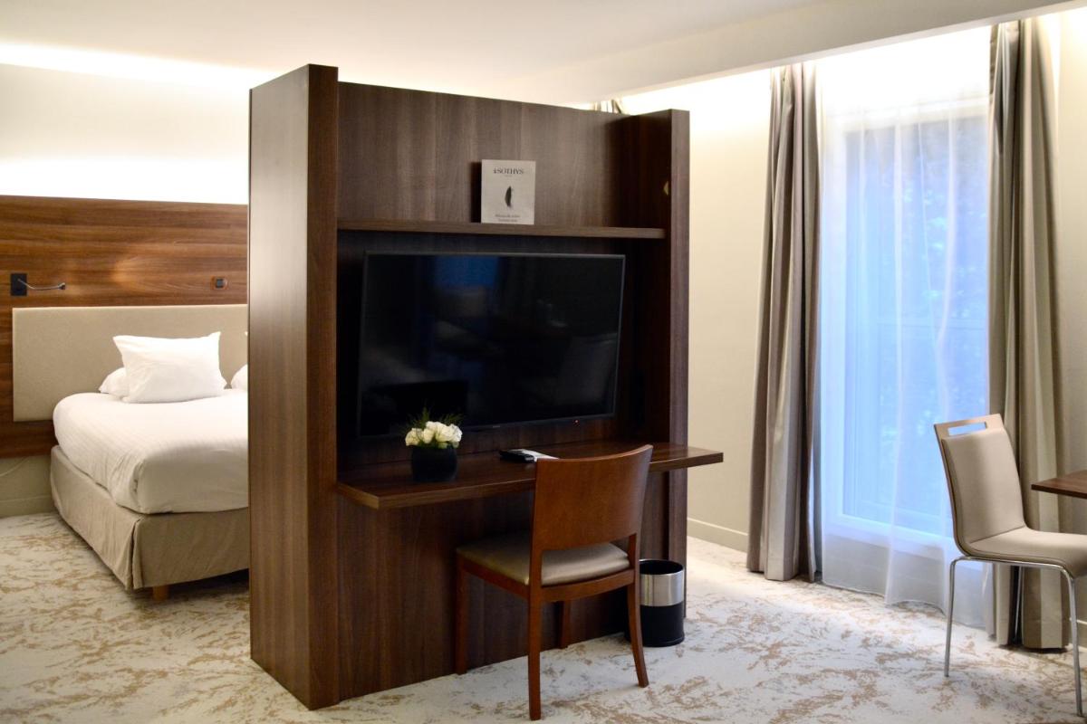 Château Belmont Tours by The Crest Collection