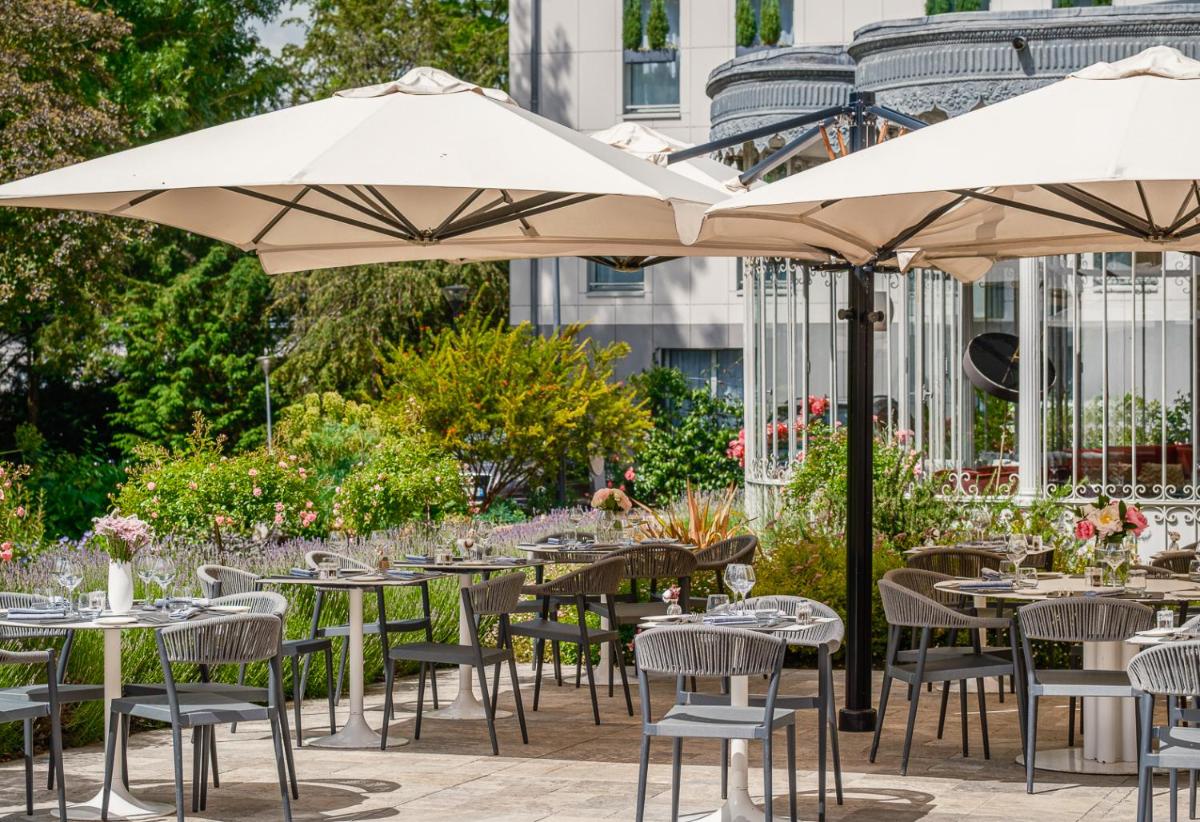 Château Belmont Tours by The Crest Collection