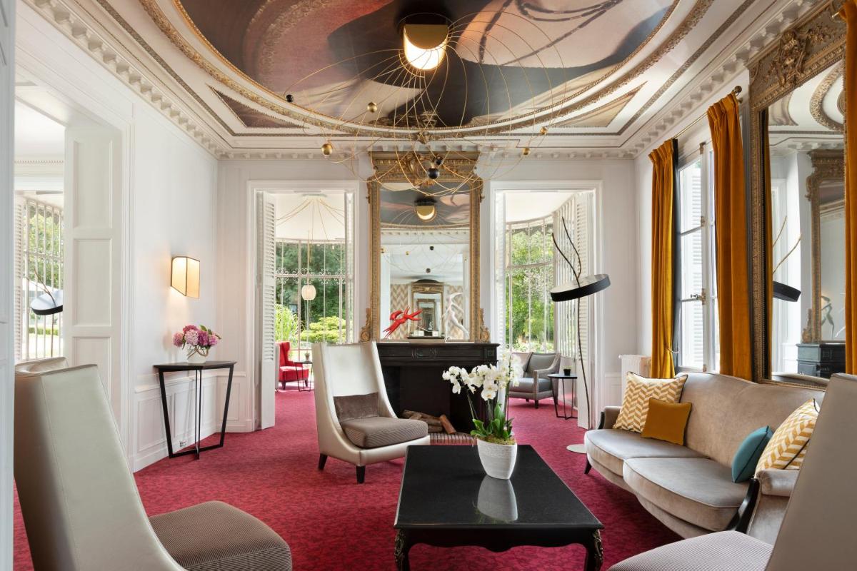 Château Belmont Tours by The Crest Collection