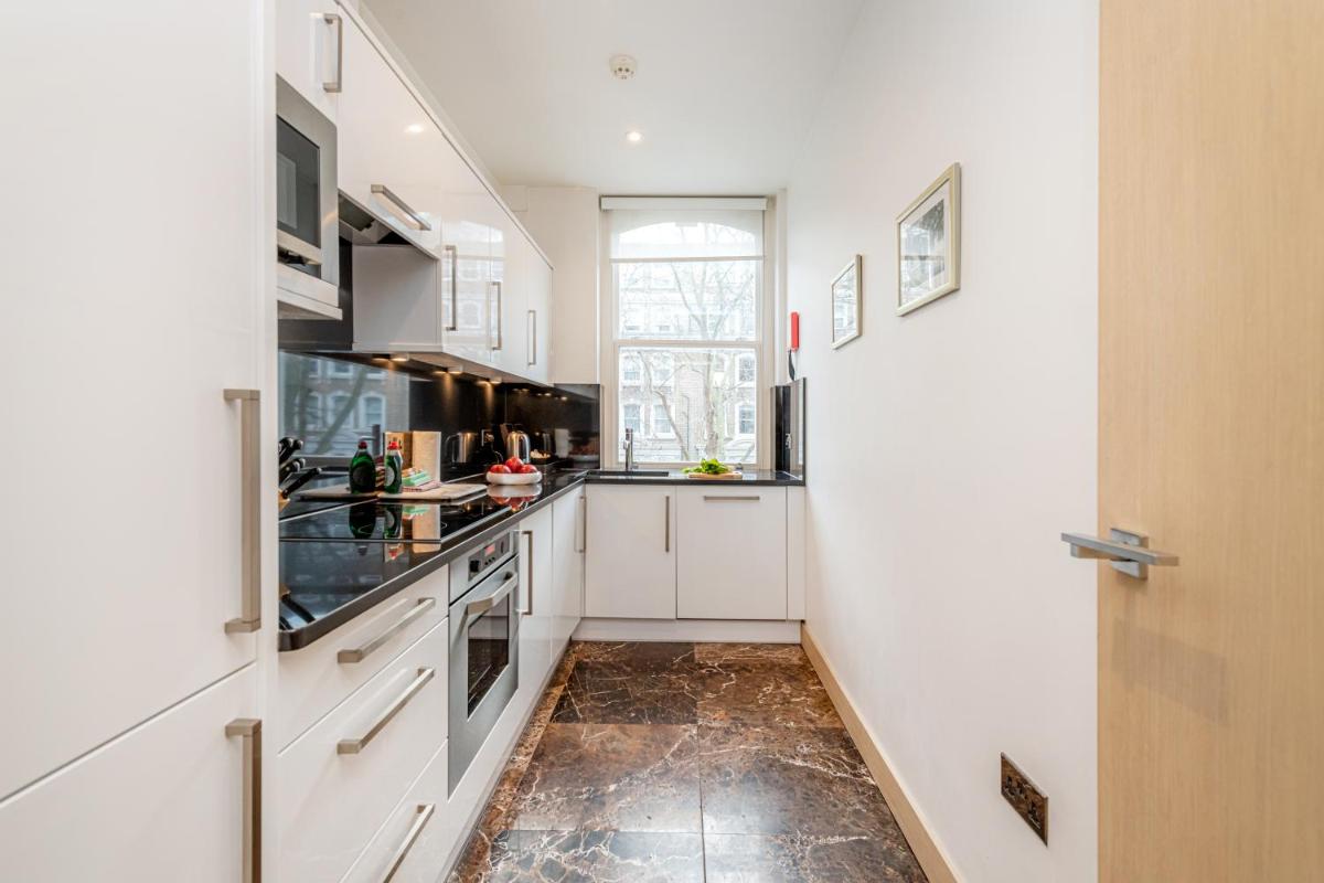 Claverley Court Apartments Knightsbridge