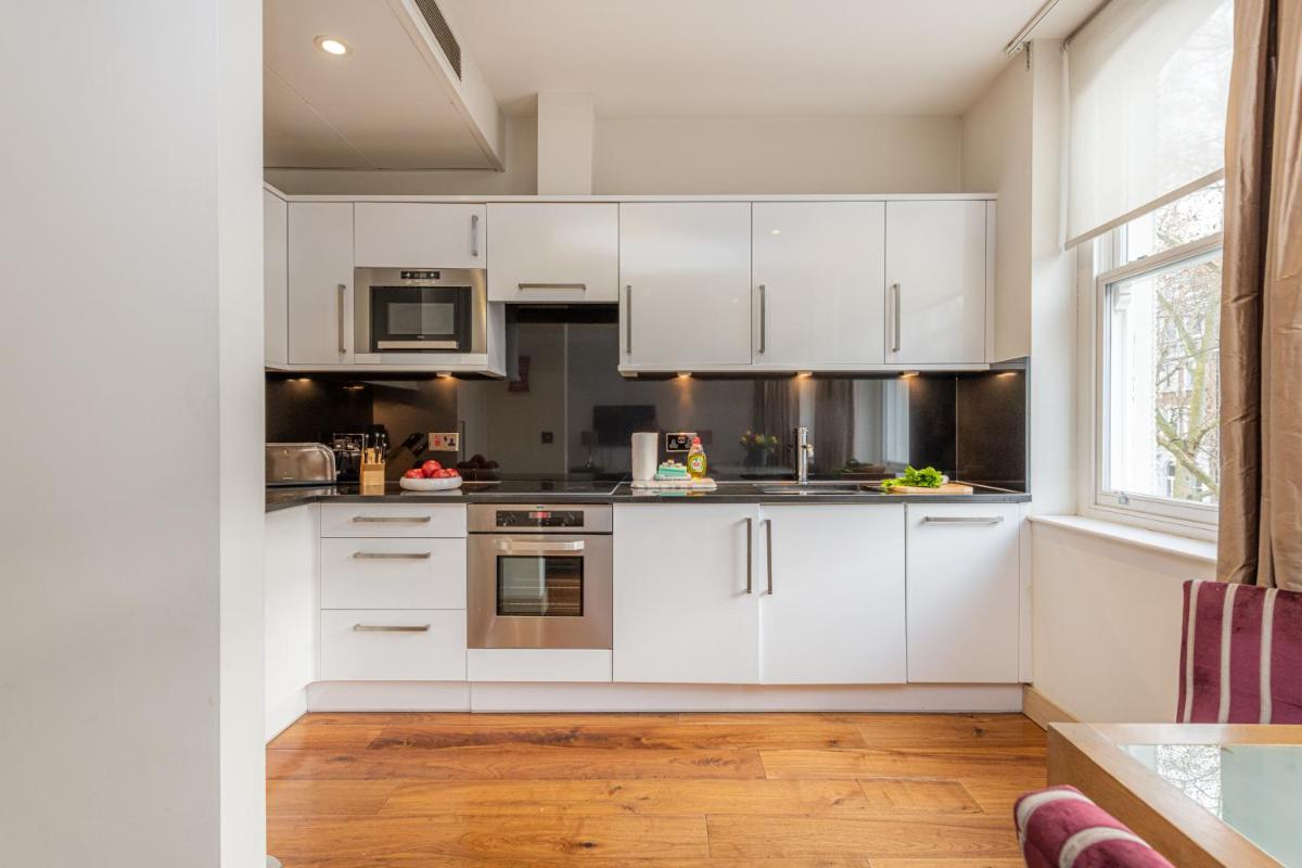 Claverley Court Apartments Knightsbridge