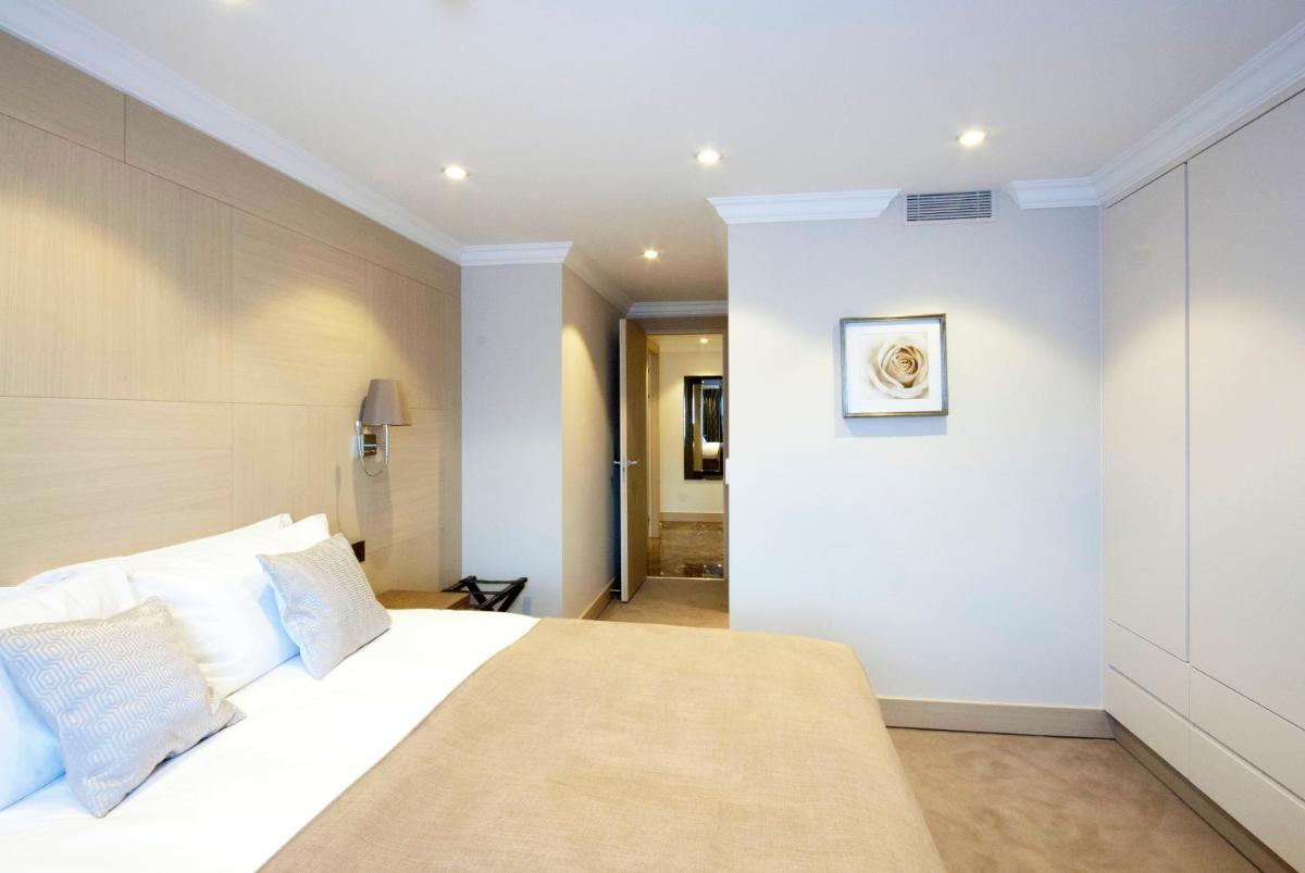 Claverley Court Apartments Knightsbridge