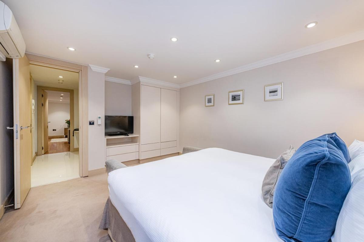 Claverley Court Apartments Knightsbridge